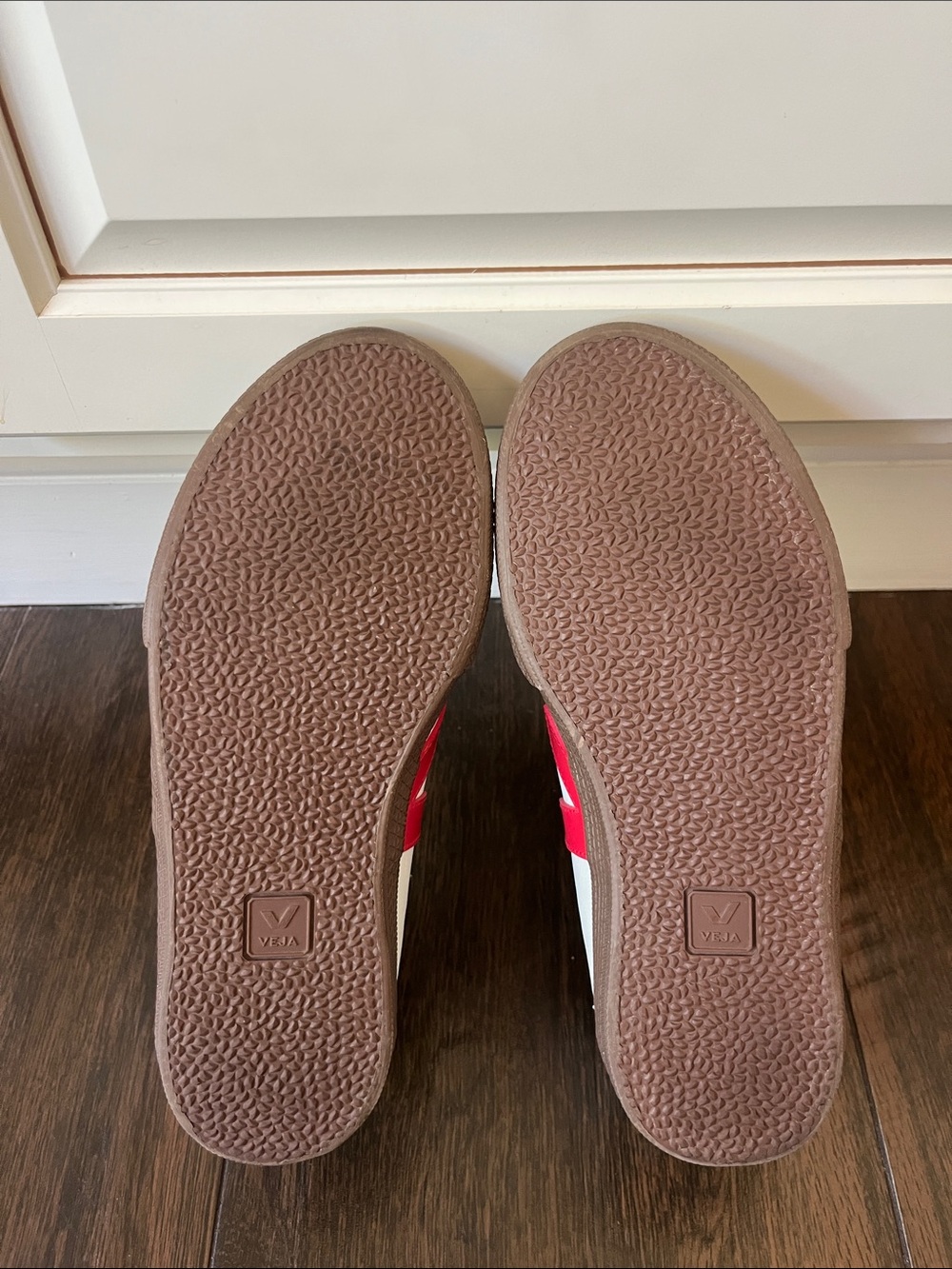 NWT VEJA VOLLEY SNEAKERS - Picture 8 of 9